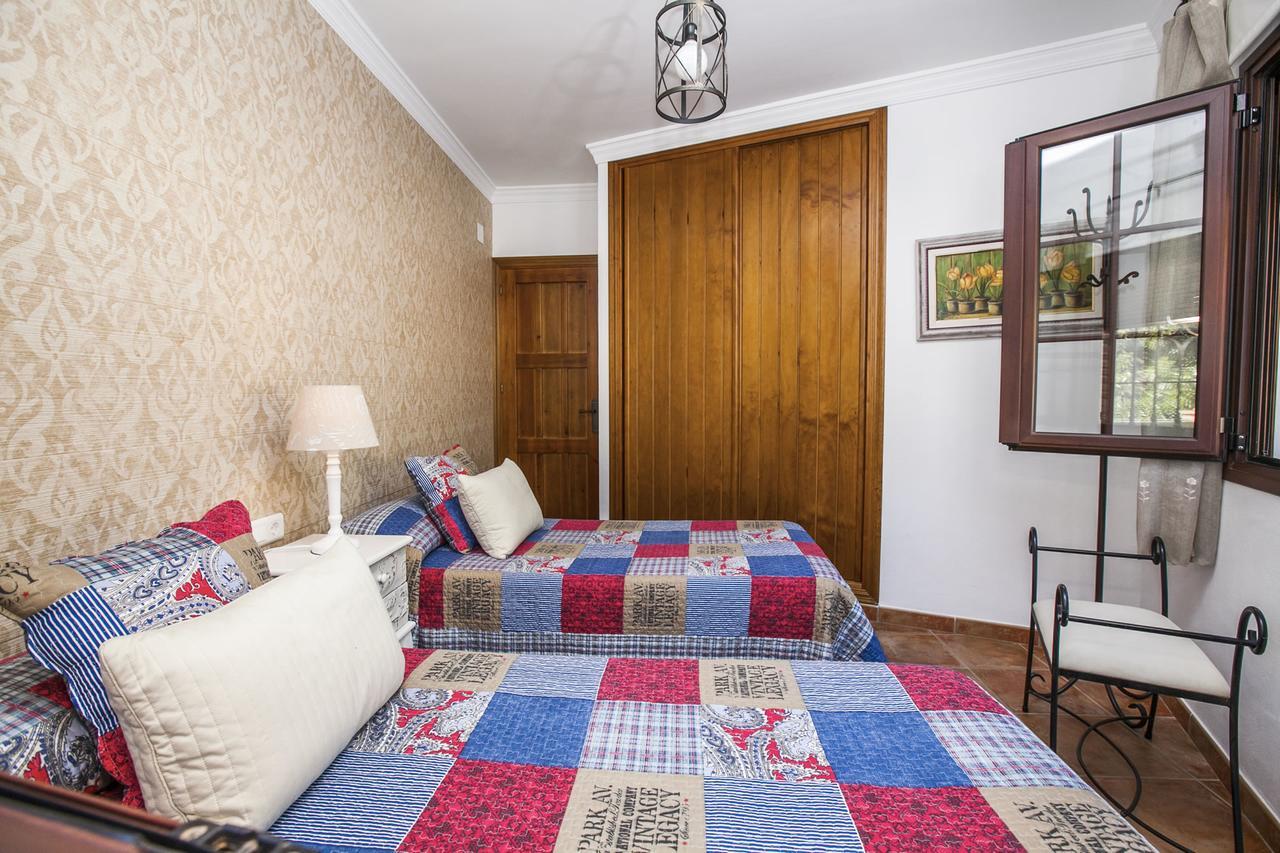 Villa Aurora Нерха Екстериор снимка